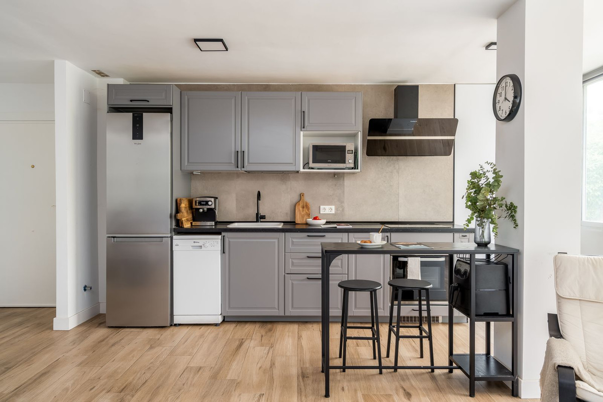 Middle Floor Apartment bilde 12