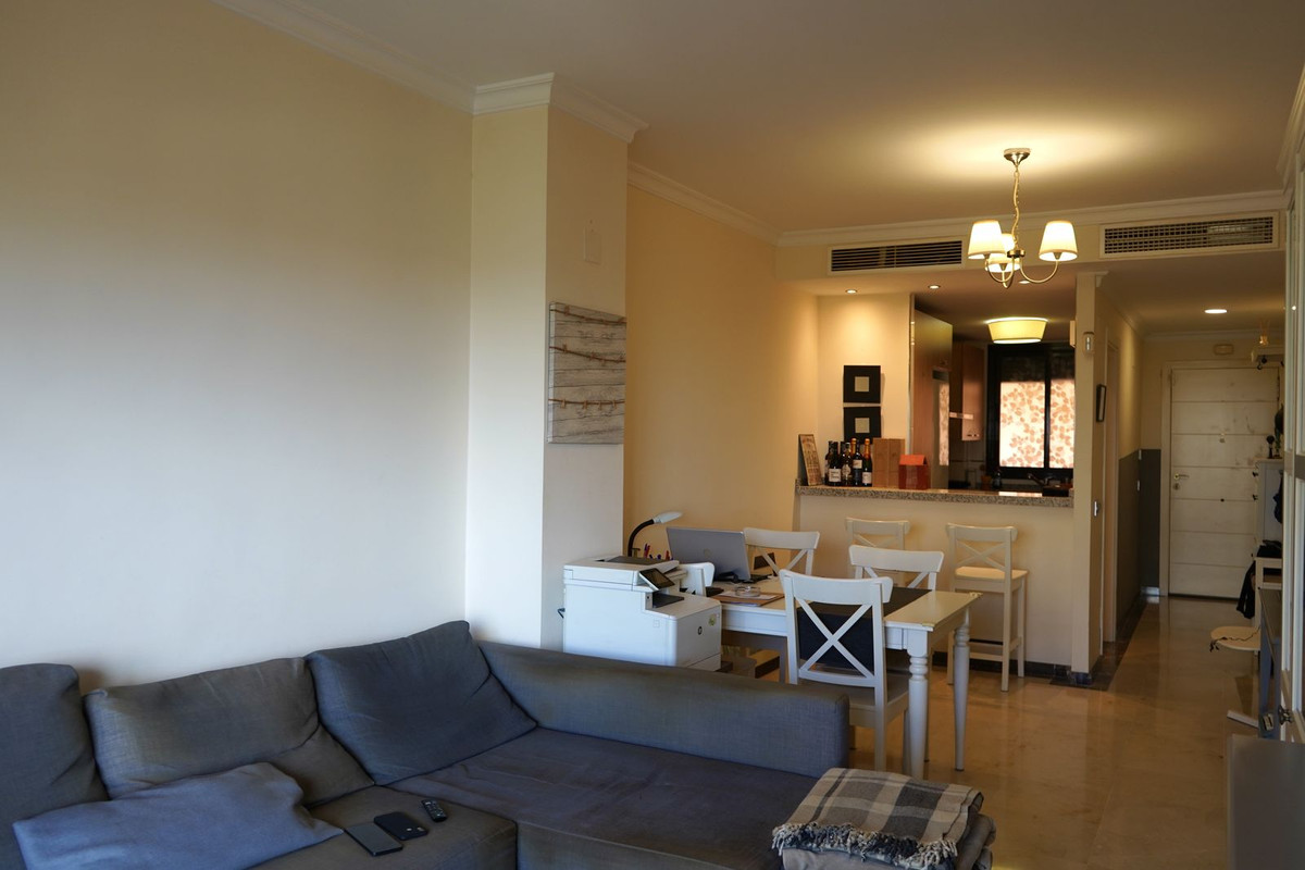 Middle Floor Apartment bilde 2