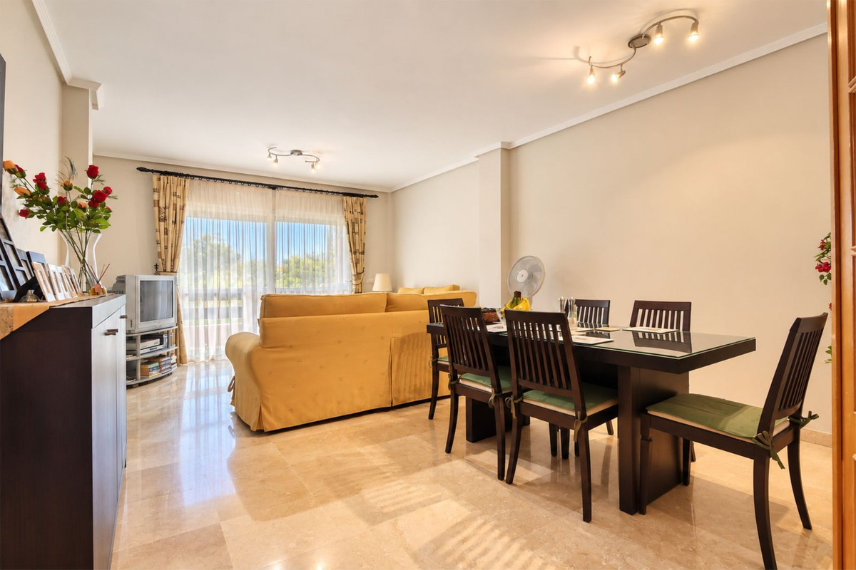 Middle Floor Apartment bilde 2
