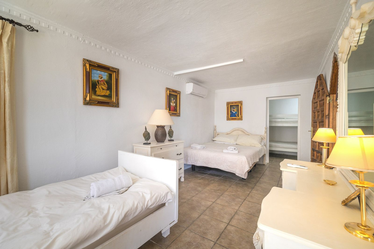 Detached Villa bilde 61