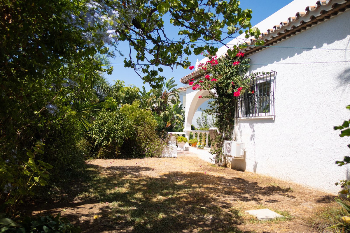 Detached Villa bilde 41