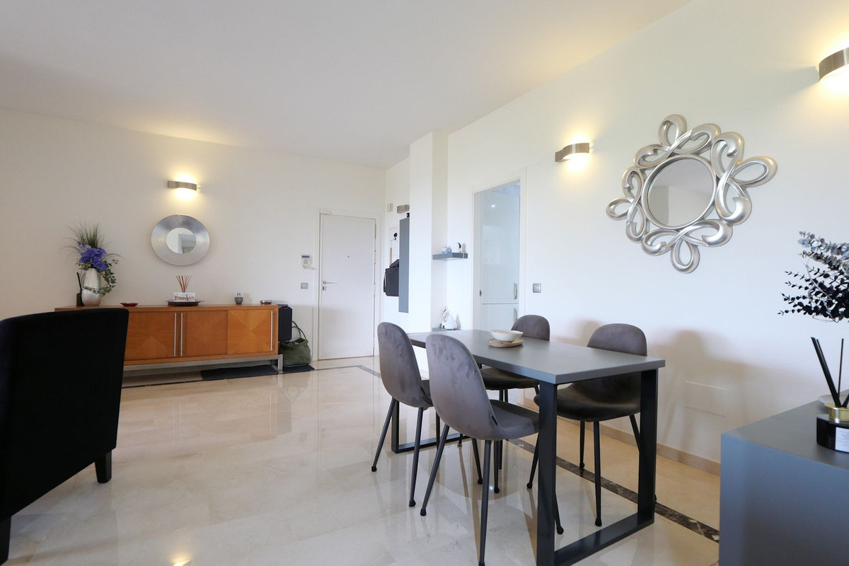 Middle Floor Apartment bilde 17