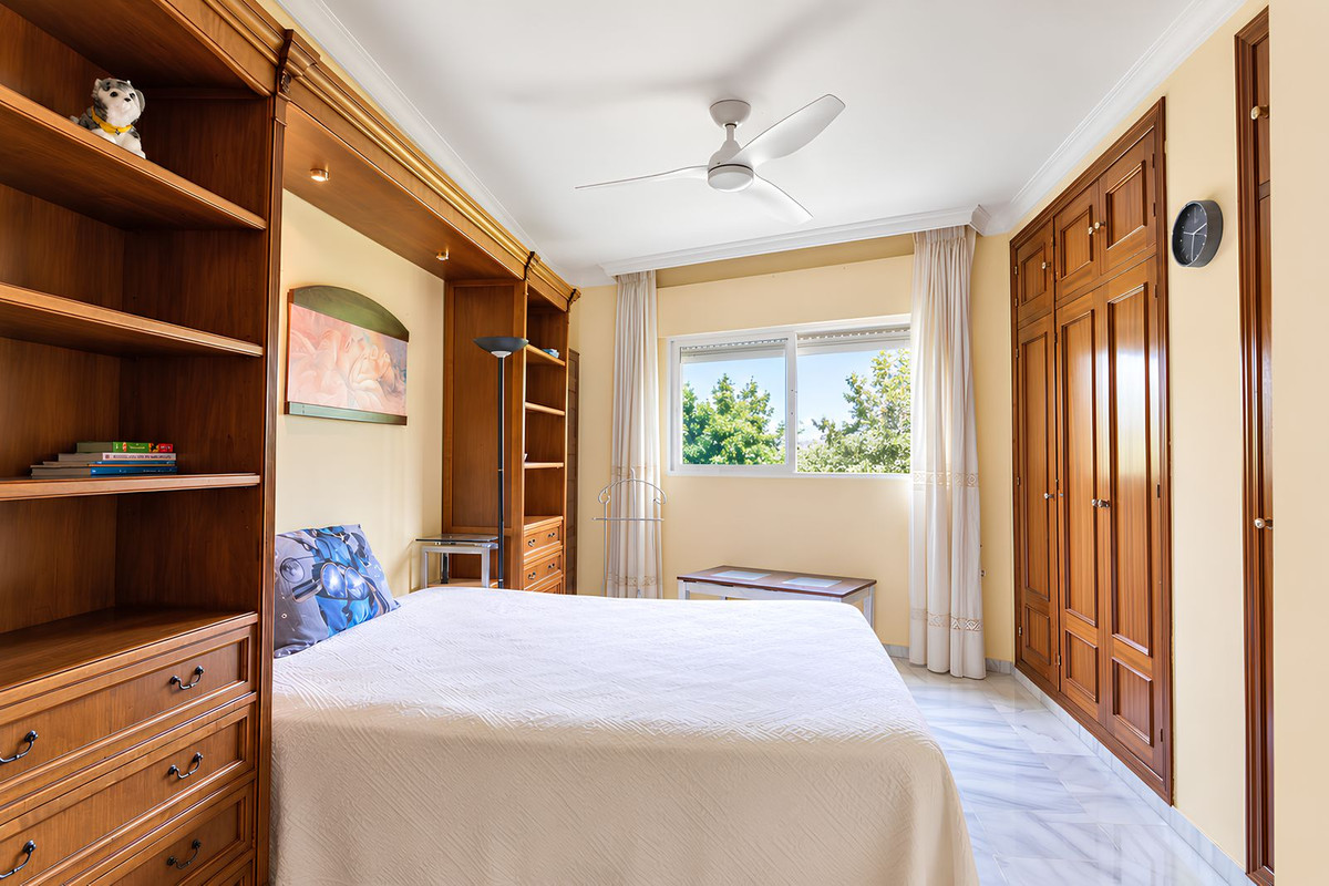Middle Floor Apartment bilde 22