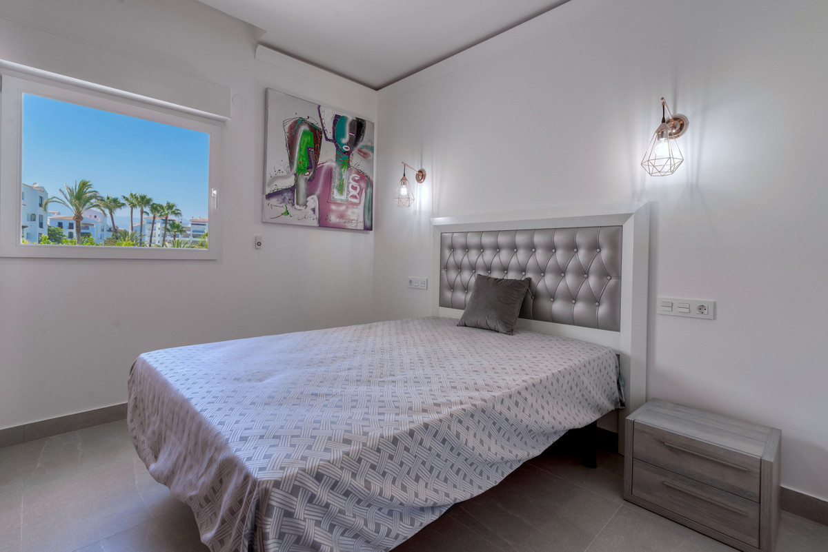Middle Floor Apartment bilde 11