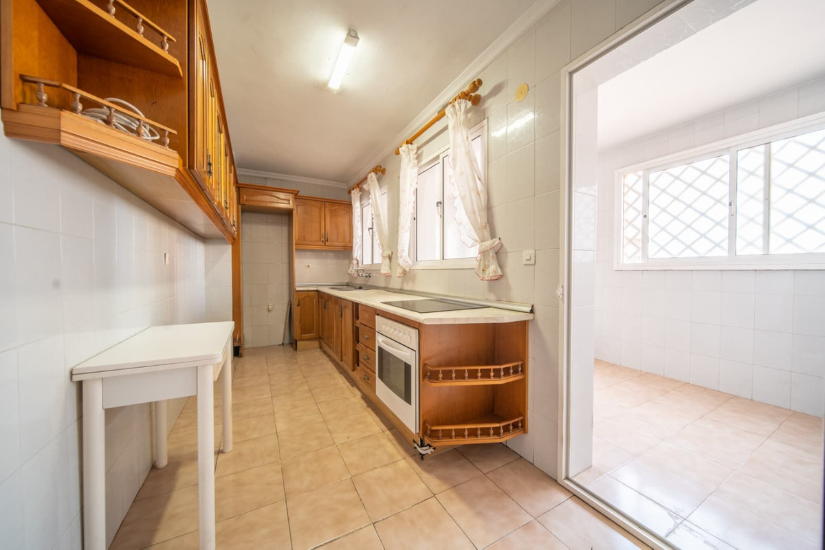 Middle Floor Apartment bilde 16
