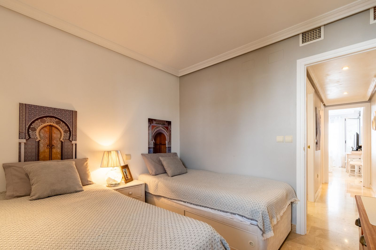 Middle Floor Apartment bilde 22