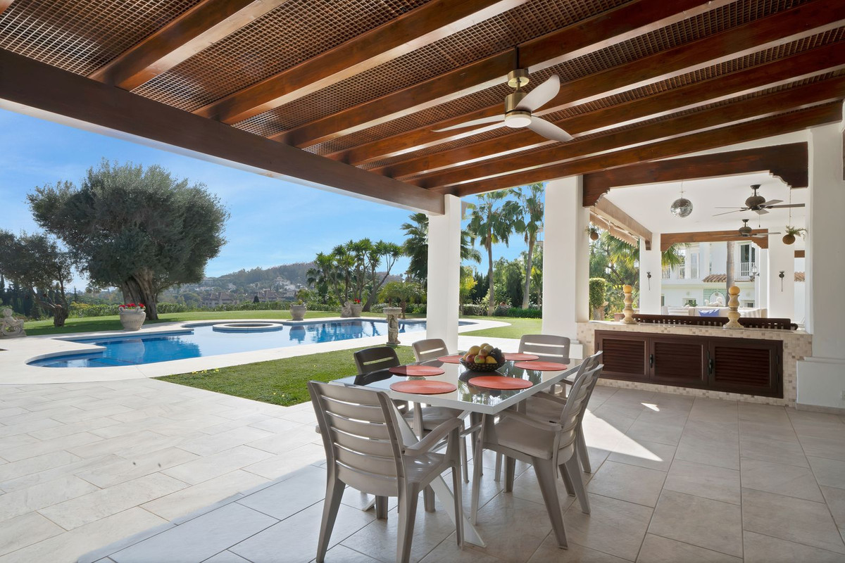 Detached Villa bilde 3