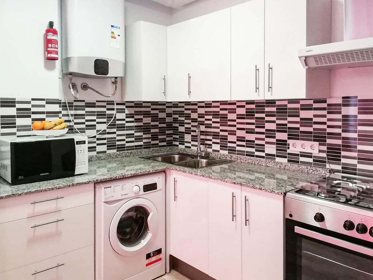 Middle Floor Apartment bilde 44
