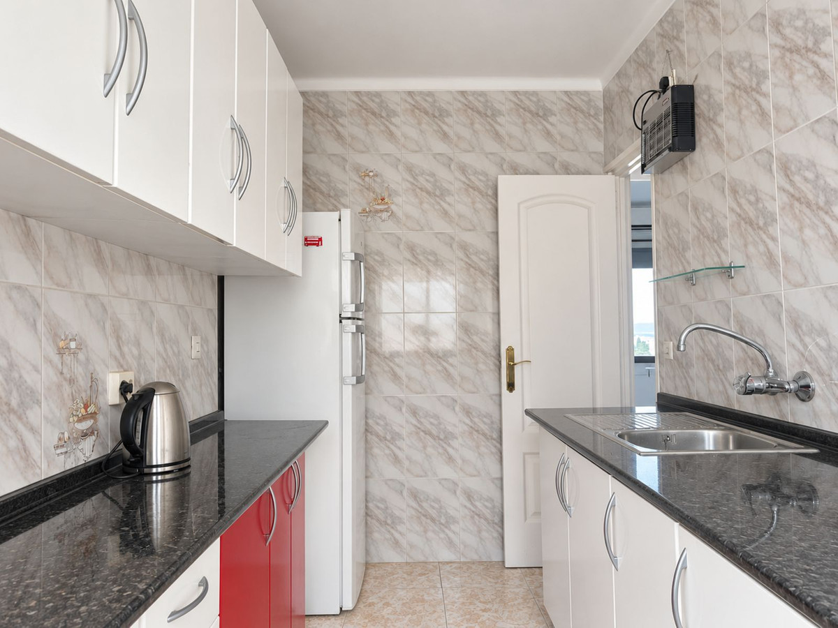 Middle Floor Apartment bilde 13