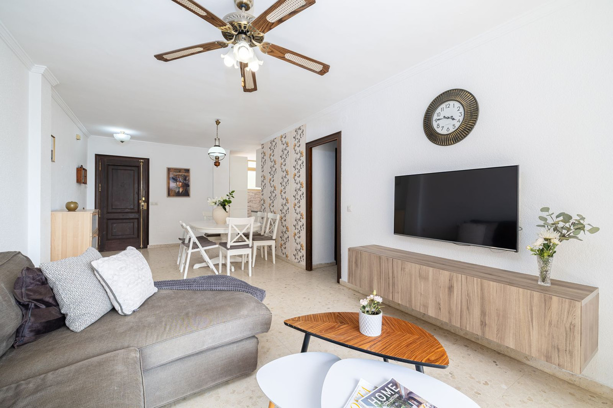 Middle Floor Apartment bilde 10