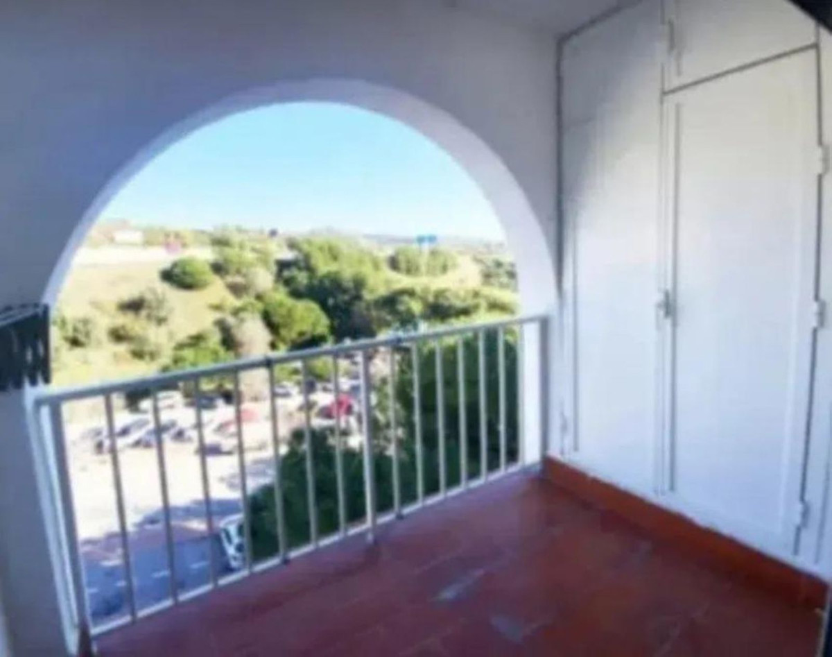 Middle Floor Apartment bilde 1