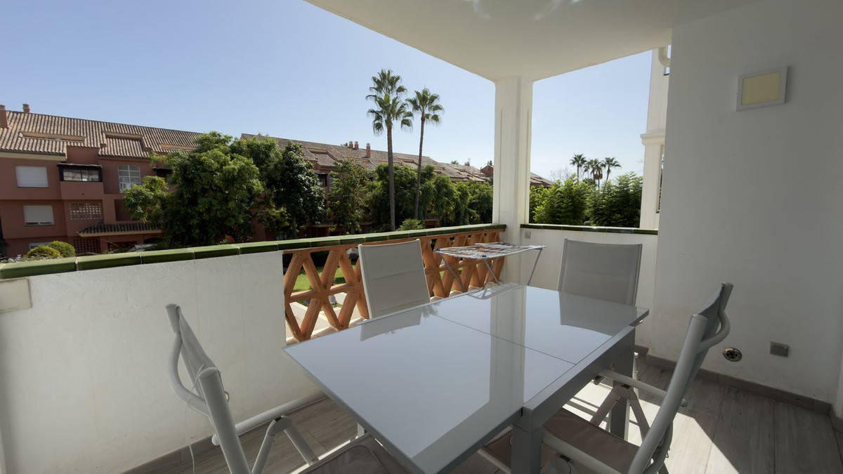 Middle Floor Apartment bilde 1