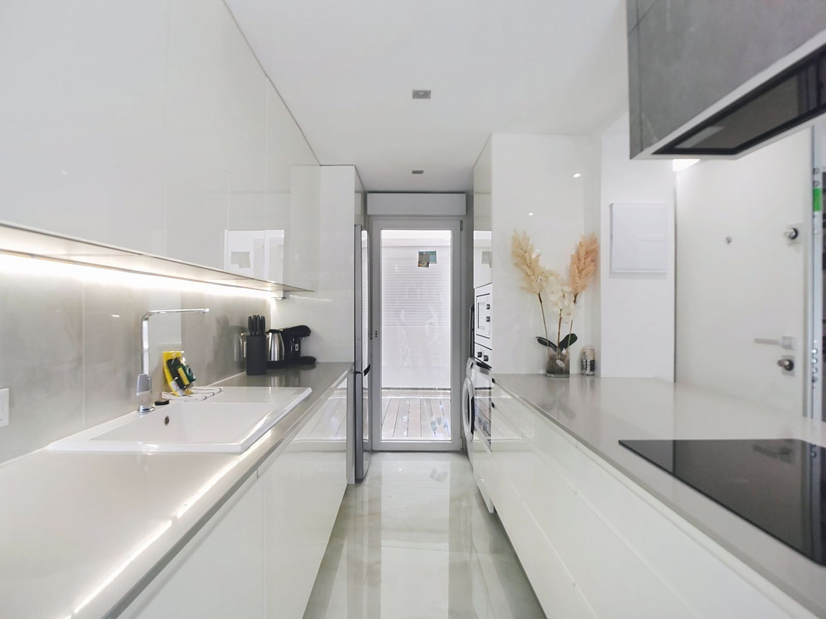 Middle Floor Apartment bilde 21