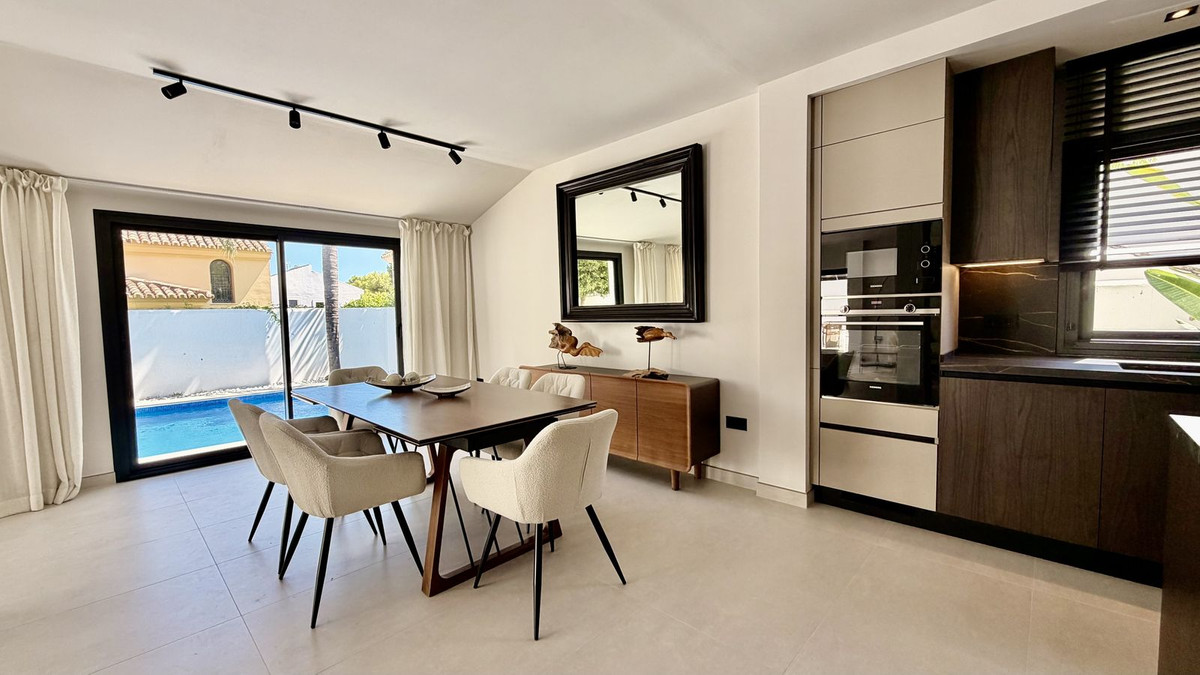 Detached Villa bilde 5