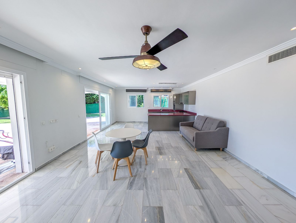 Detached Villa bilde 6