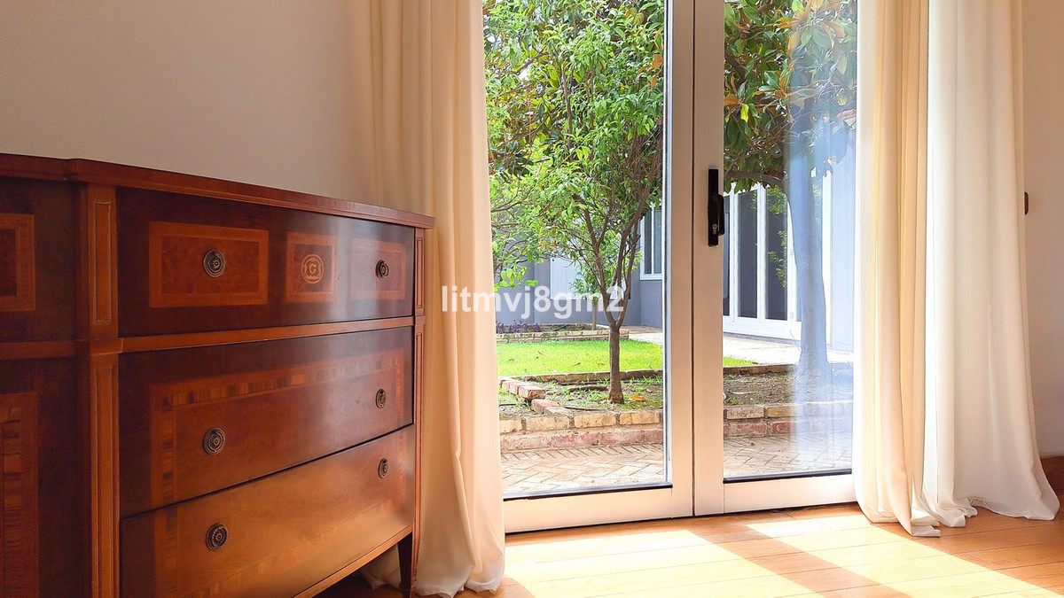 Detached Villa bilde 27