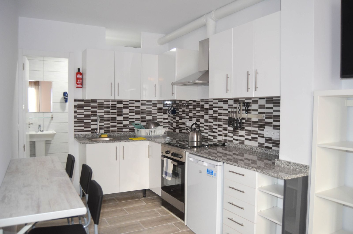 Middle Floor Apartment bilde 11