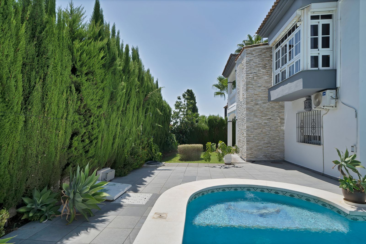 Detached Villa bilde 3