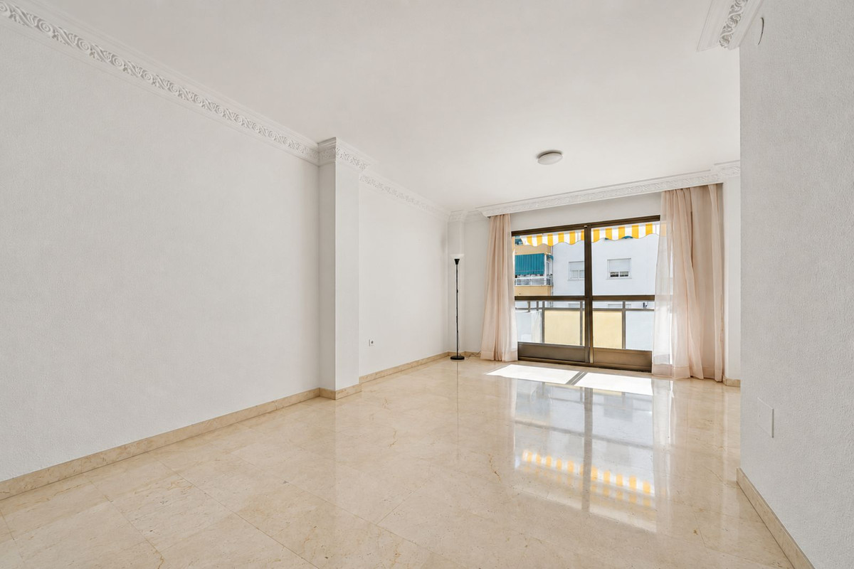 Middle Floor Apartment bilde 2