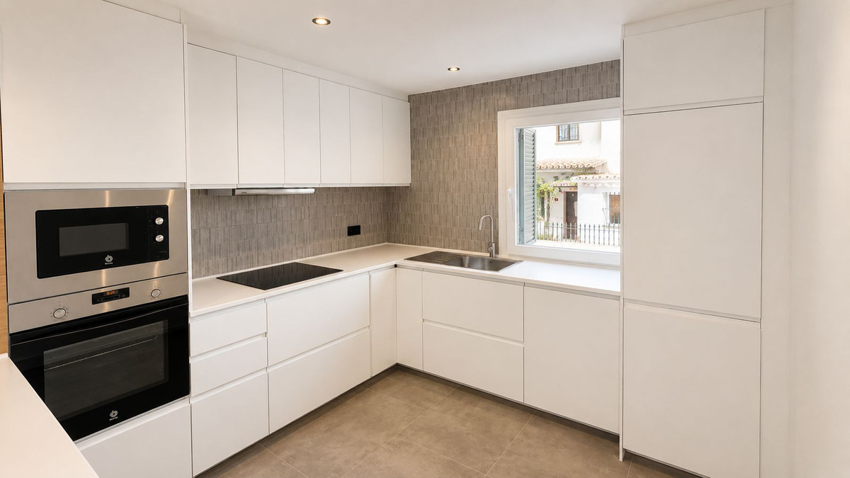 Middle Floor Apartment bilde 9