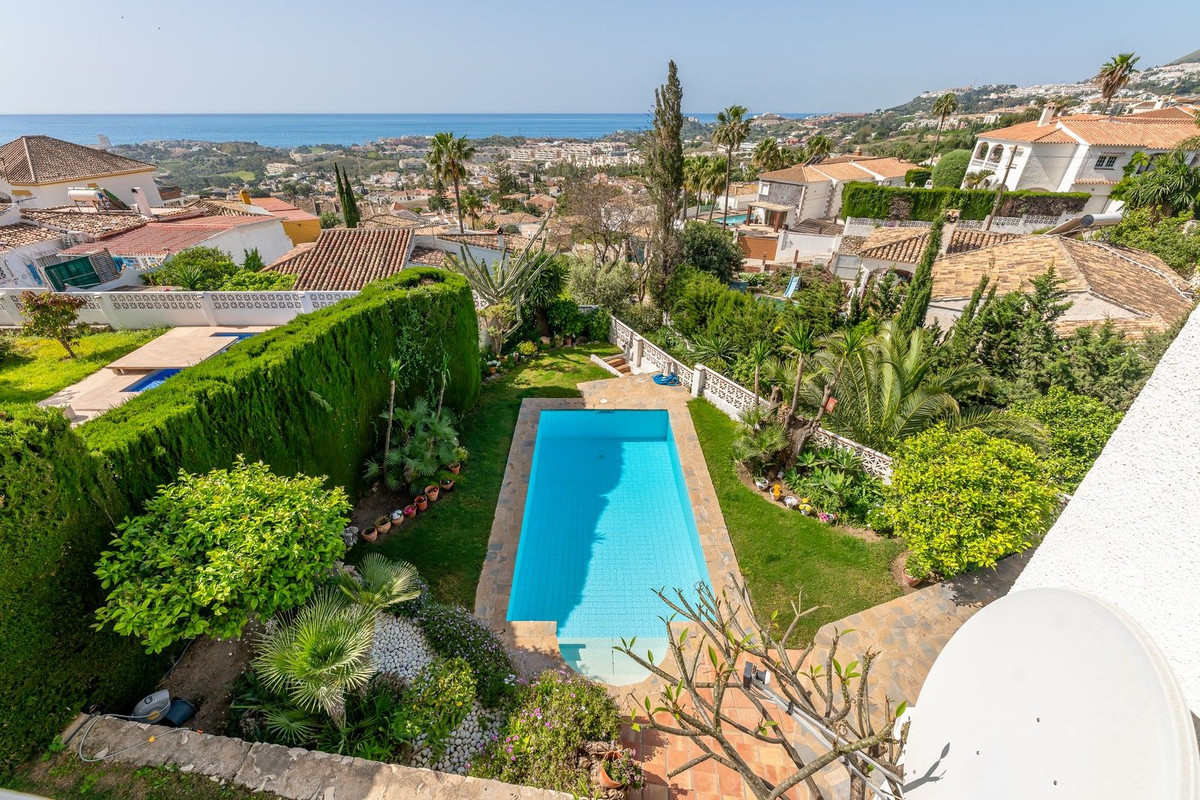 Detached Villa bilde 2