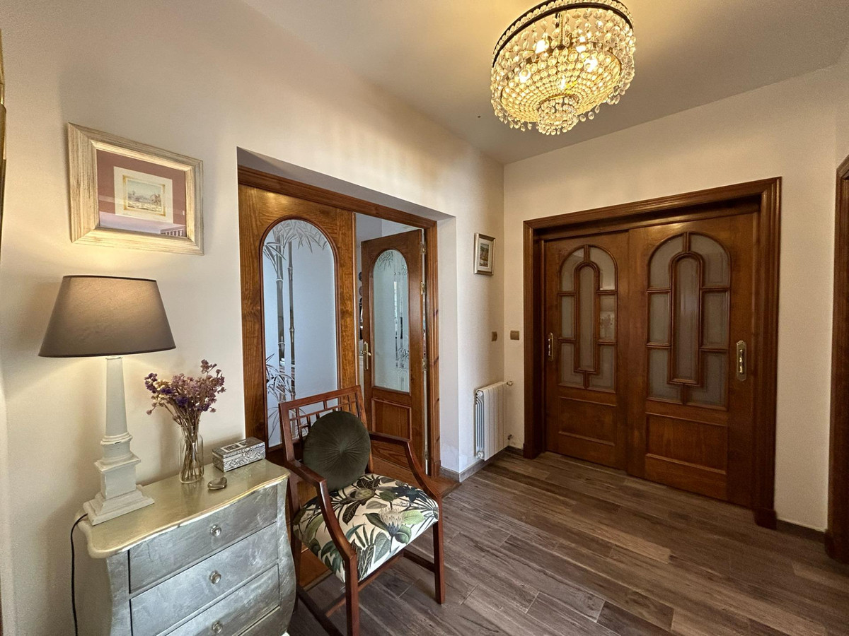 Detached Villa bilde 2