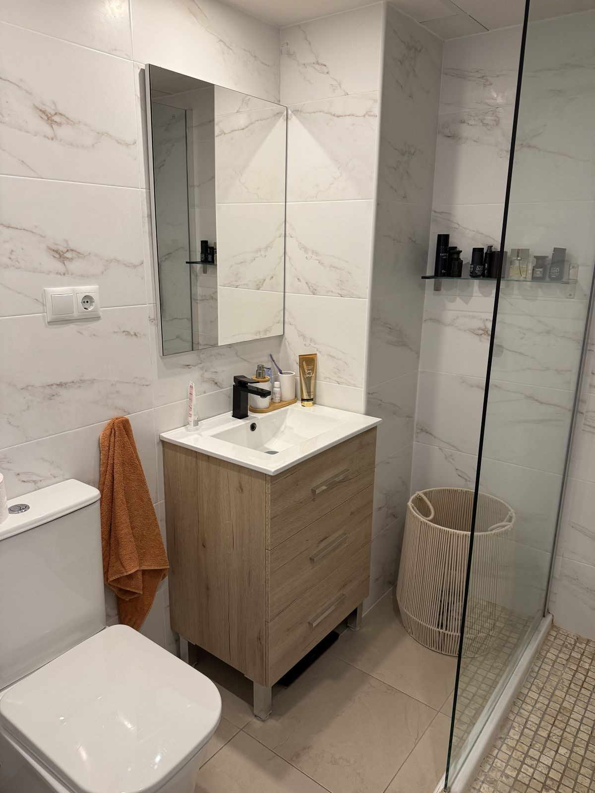 Middle Floor Apartment bilde 15