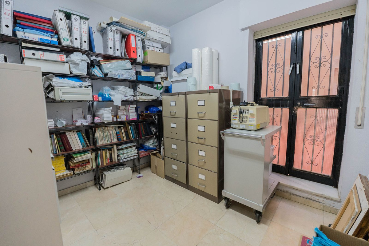 Middle Floor Apartment bilde 18