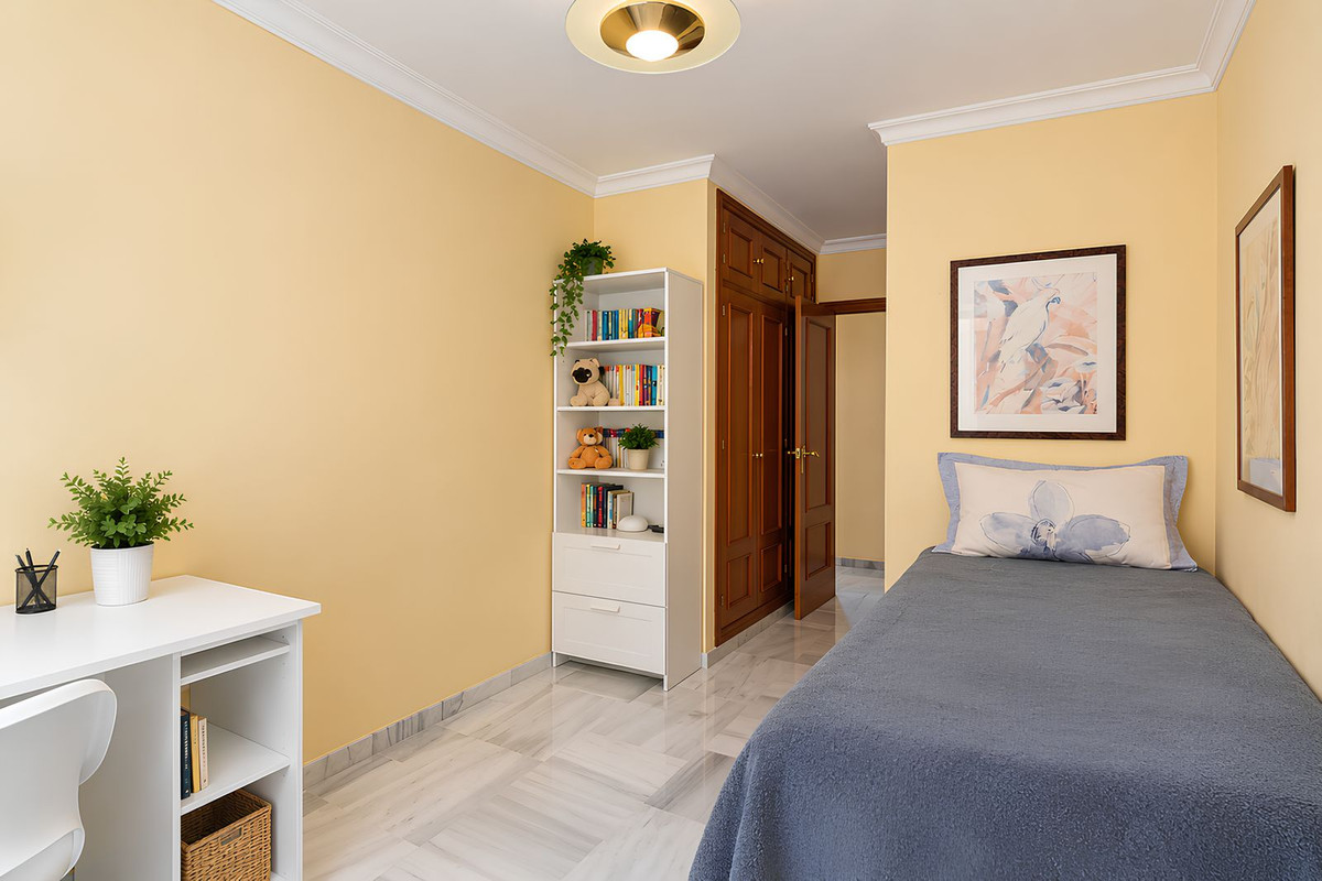 Middle Floor Apartment bilde 30