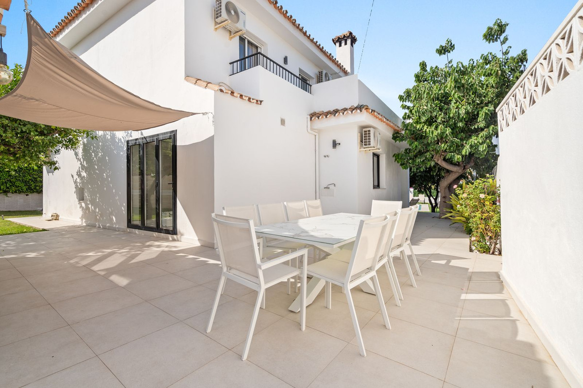 Detached Villa bilde 22