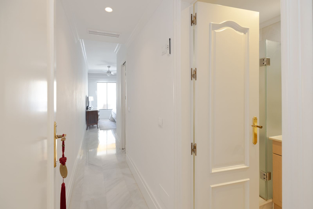 Middle Floor Apartment bilde 19