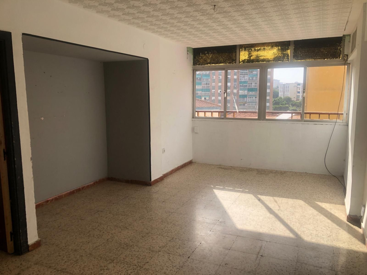 Middle Floor Apartment bilde 11