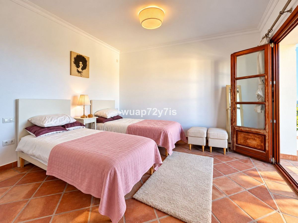 Semi-Detached House bilde 19