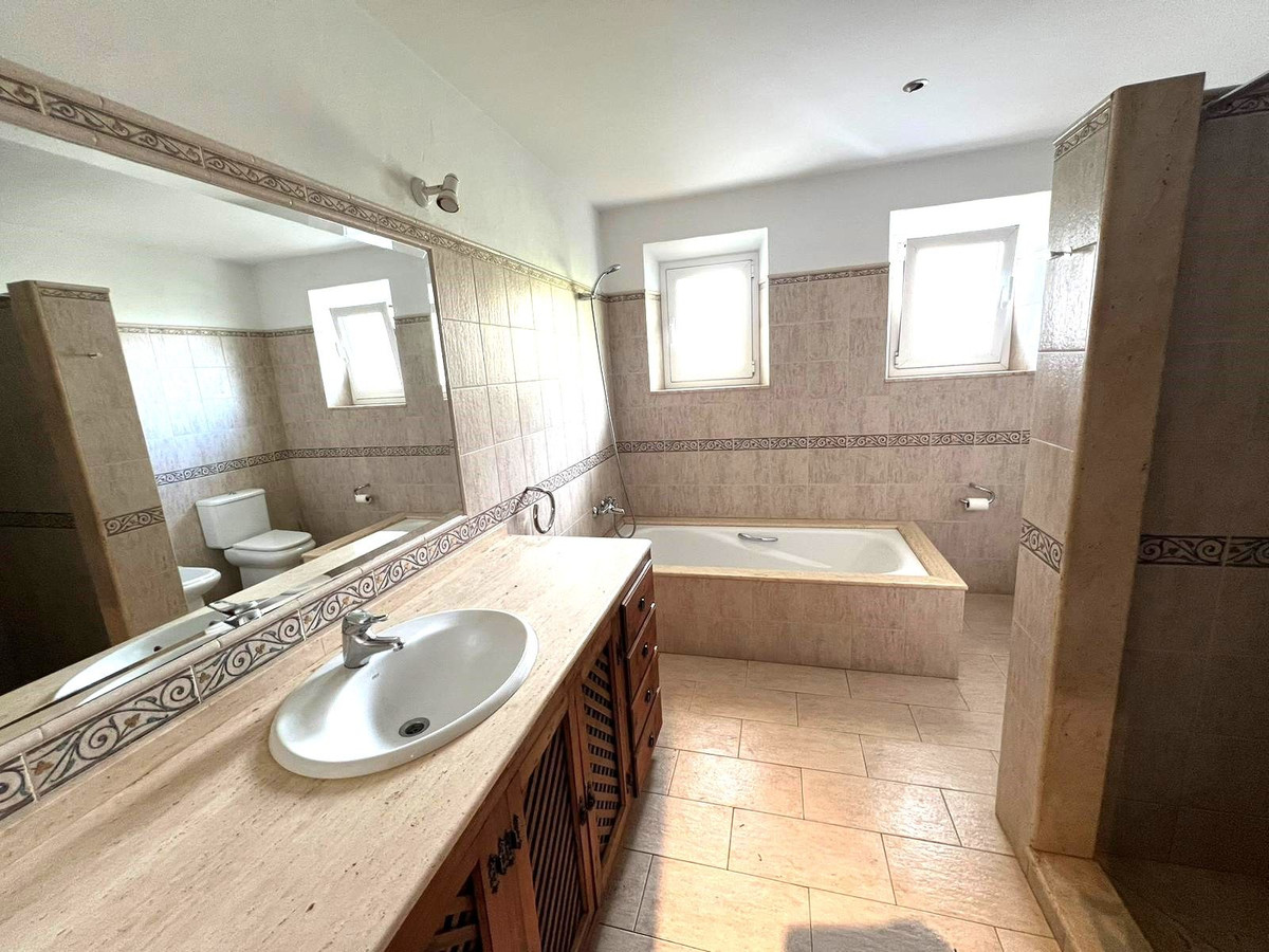 Detached Villa bilde 25