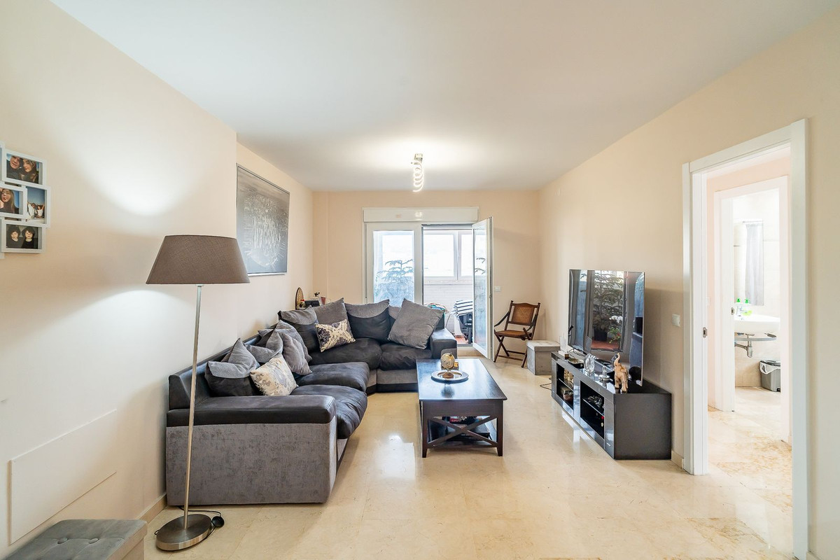 Middle Floor Apartment bilde 30