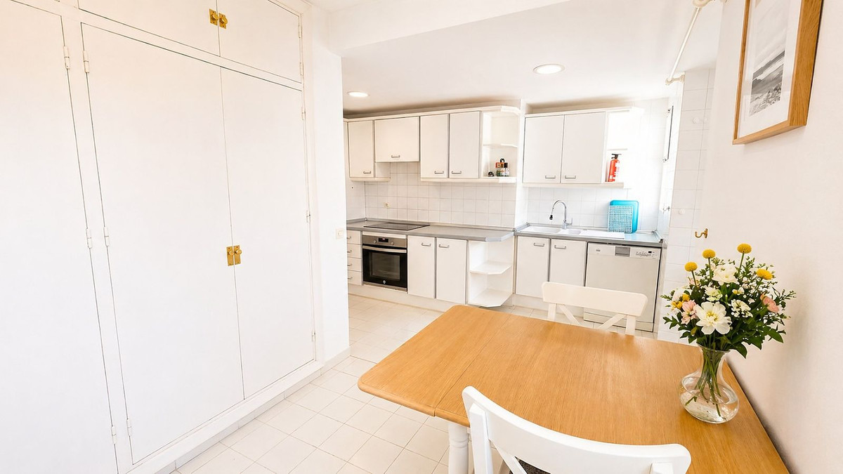Middle Floor Apartment bilde 29