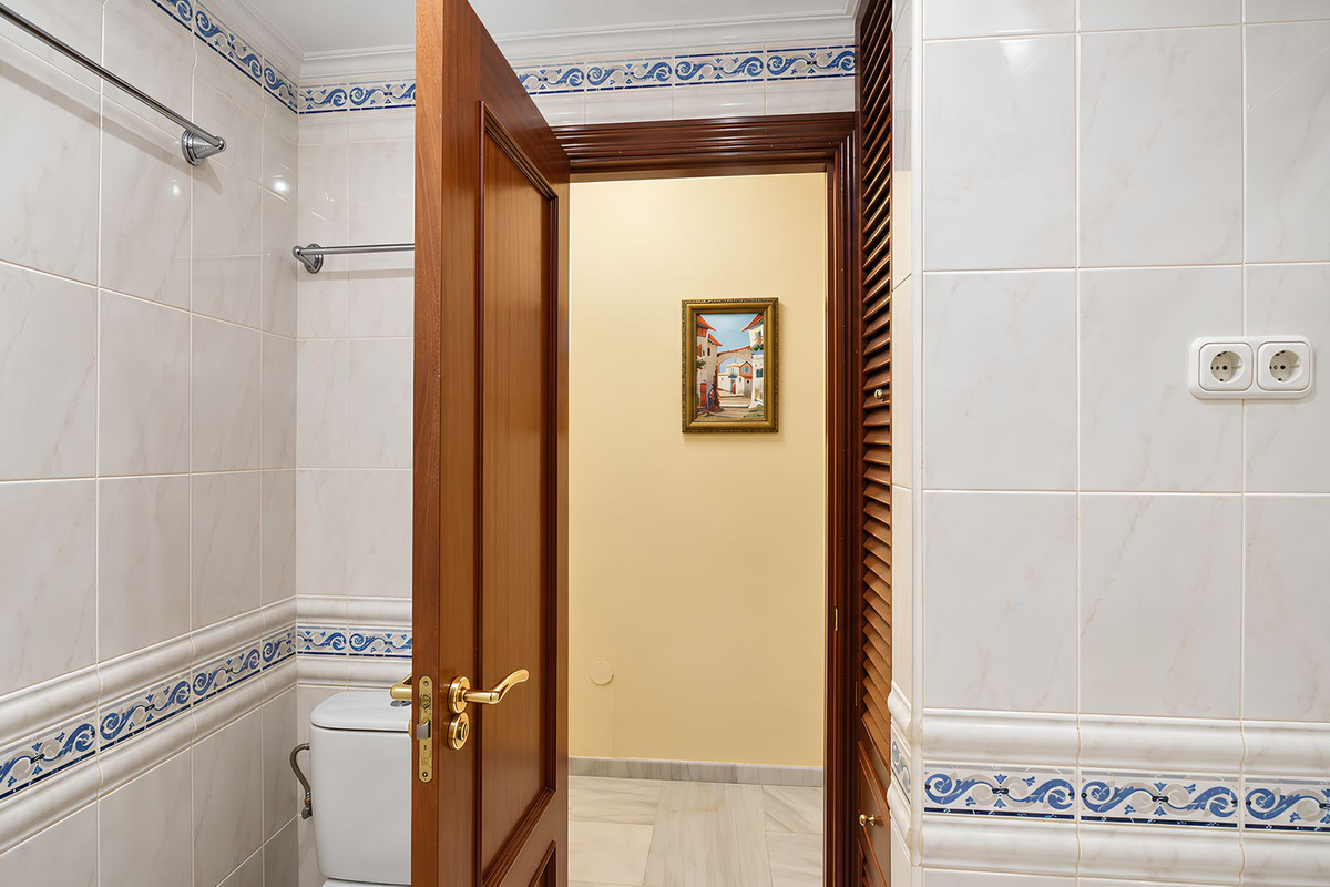 Middle Floor Apartment bilde 25