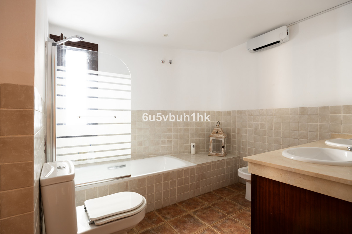 Detached Villa bilde 24