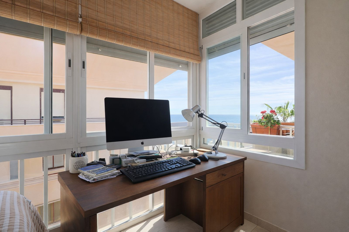 Middle Floor Apartment bilde 20