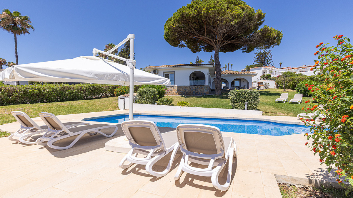 Detached Villa bilde 38
