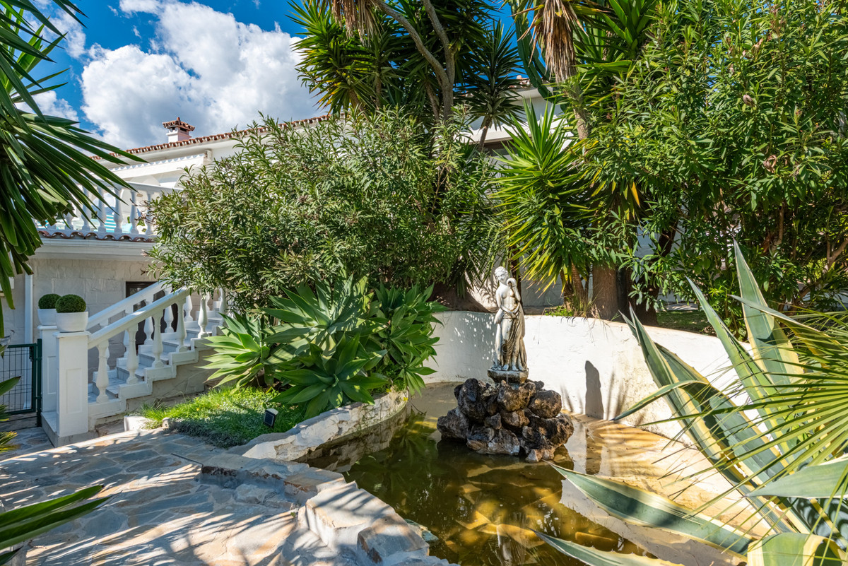 Detached Villa bilde 34