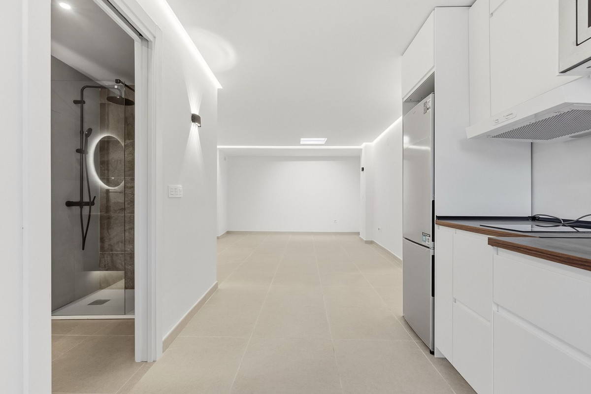 Middle Floor Apartment bilde 5