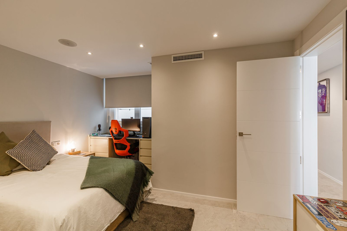 Middle Floor Apartment bilde 18