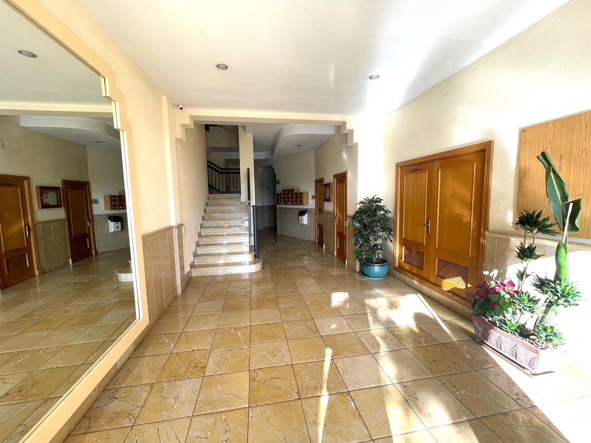 Middle Floor Apartment bilde 19