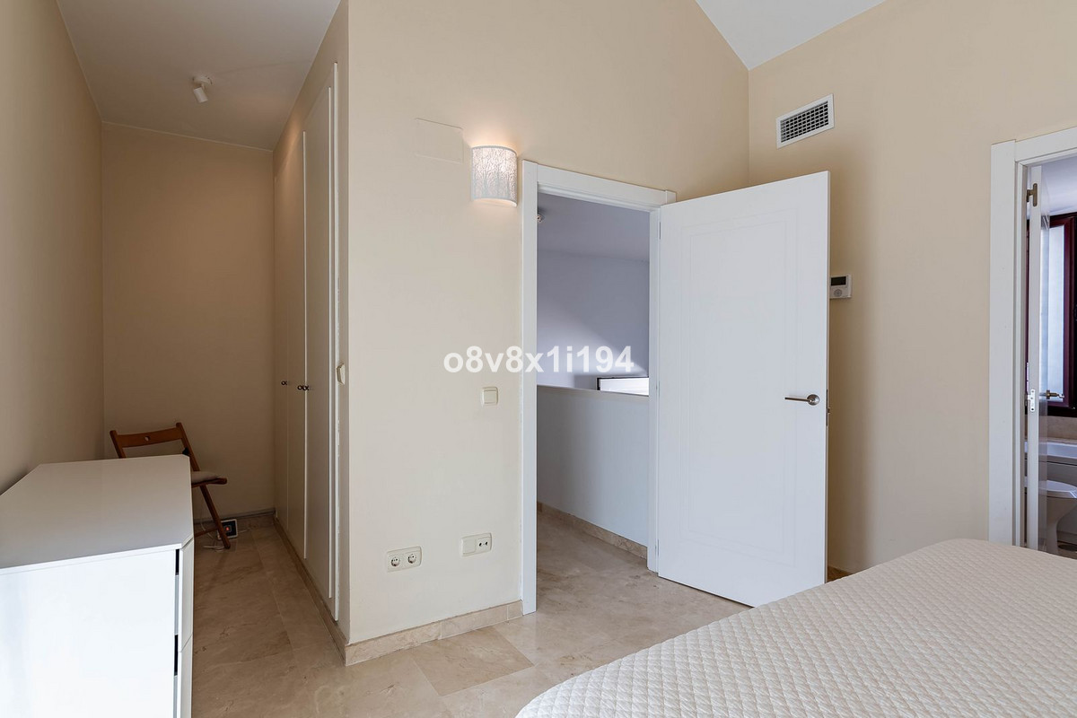 Semi-Detached House bilde 22