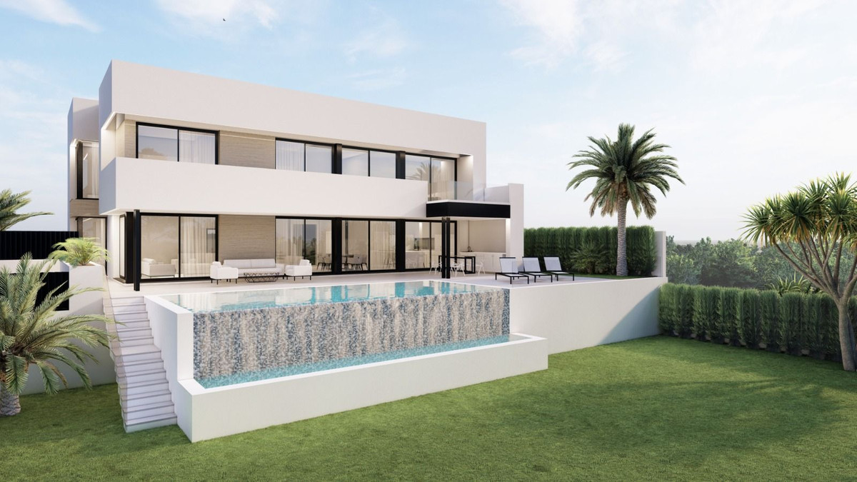 Detached Villa bilde 1