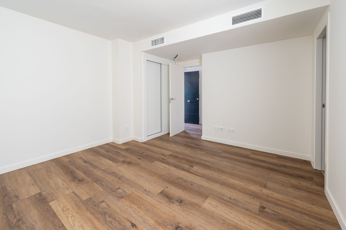 Middle Floor Apartment bilde 10