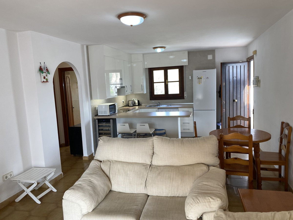 Middle Floor Apartment bilde 3