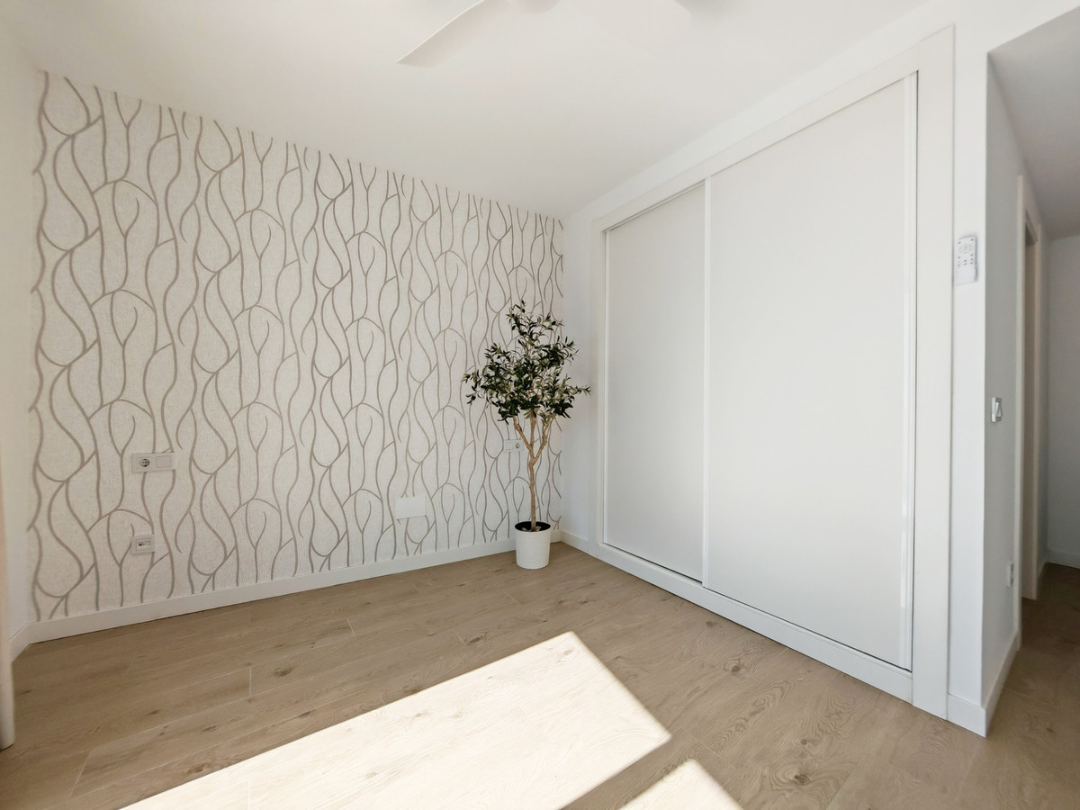 Middle Floor Apartment bilde 10