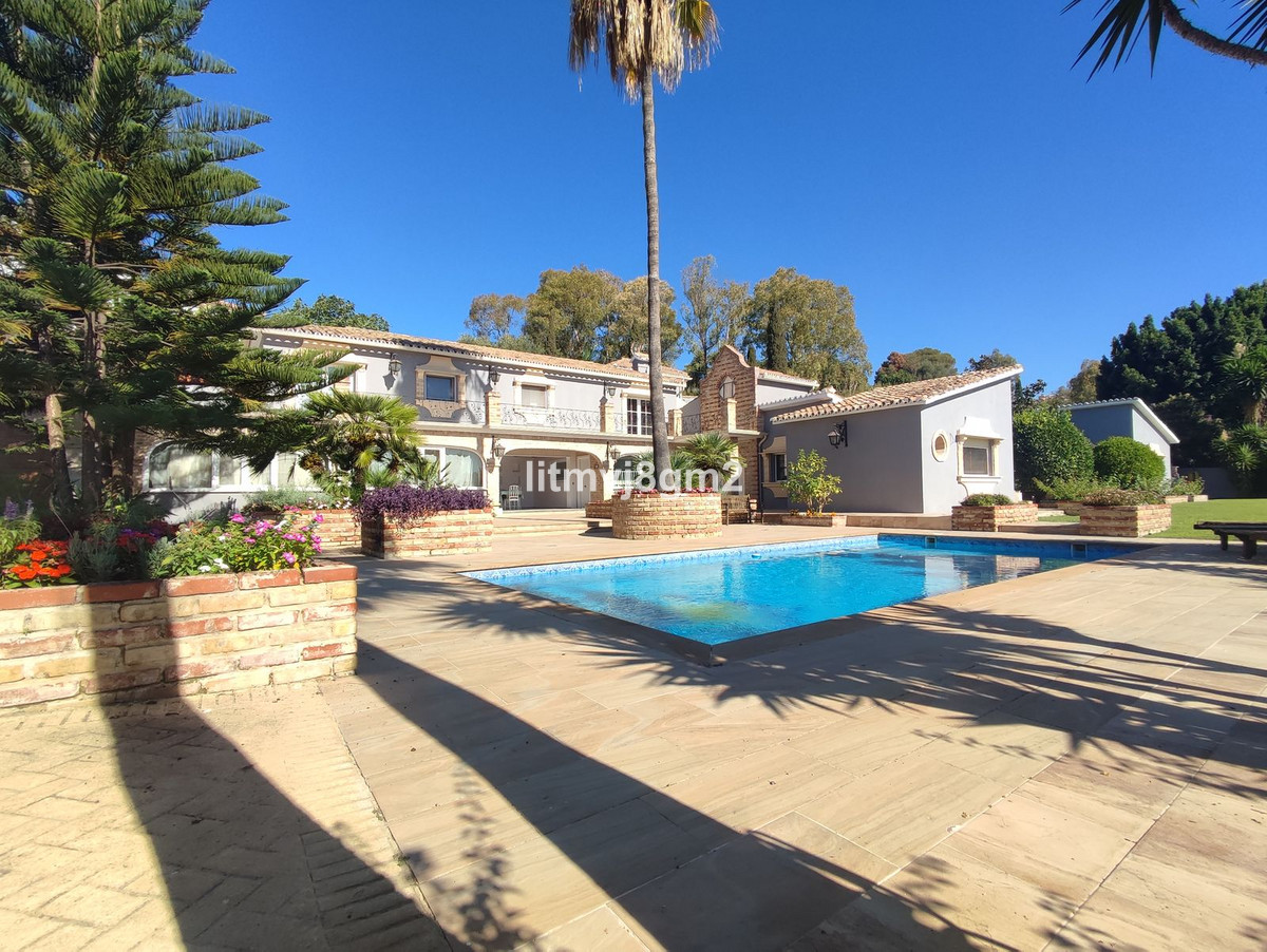 Detached Villa bilde 4